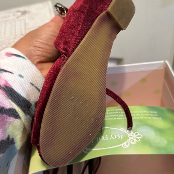 Arabella Heels in Cranberry T10 with box - Picture 4 of 7